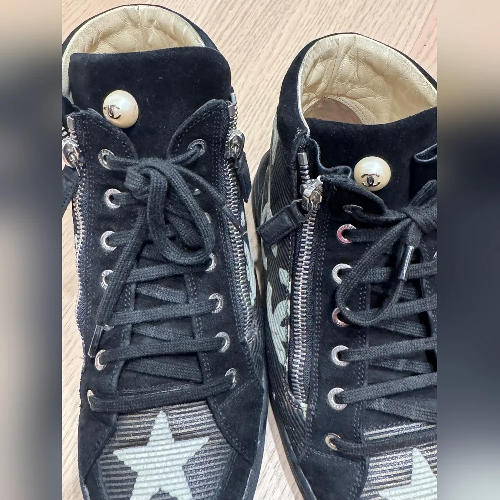 CHANEL Black High-Top Sneakers with Star Design